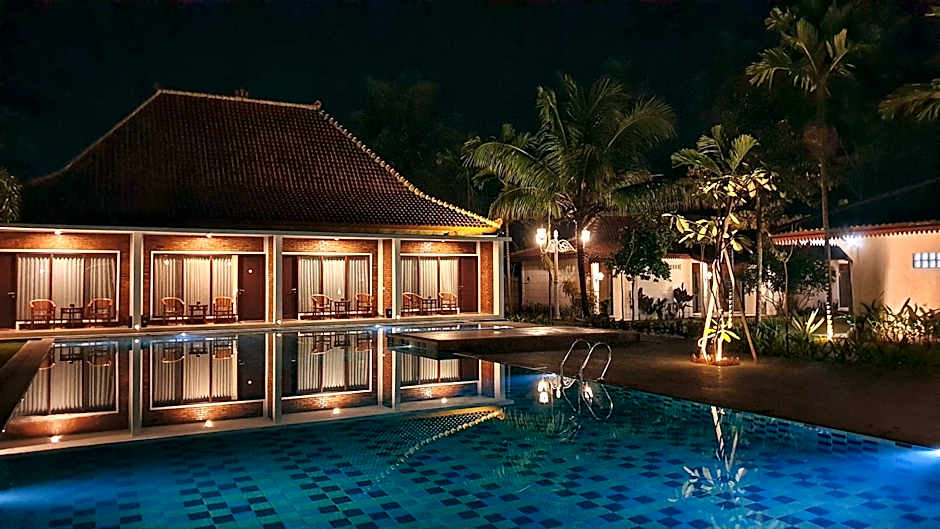 The Nalaya Hotel & Resto