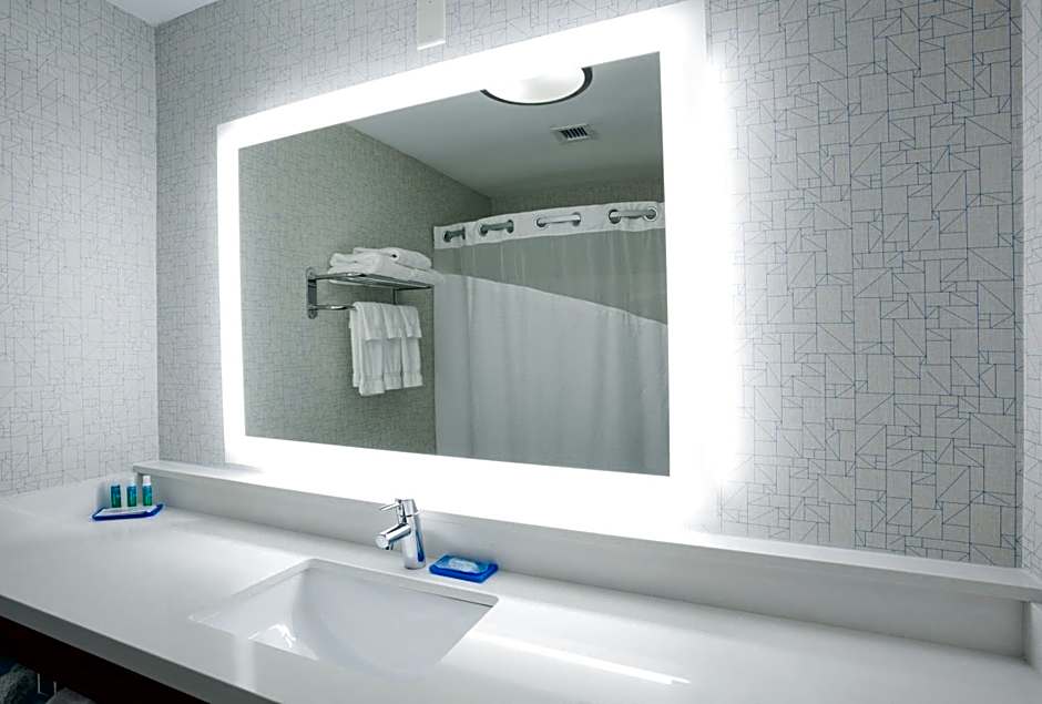 Holiday Inn Express Hotel & Suites Fort Collins By IHG