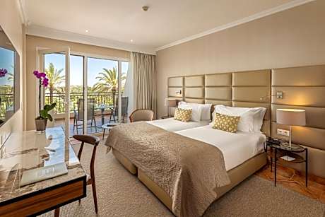 Family Room with Garden View (2 Adults + 3 Children)