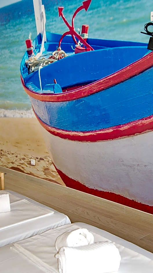 Topcity Hostel & Suites