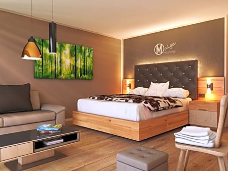 Apartment with Balcony and Panoramic View