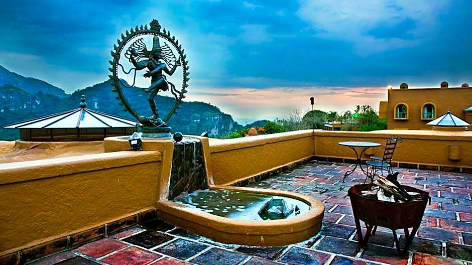 Hostal de la Luz - Spa Holistic Resort