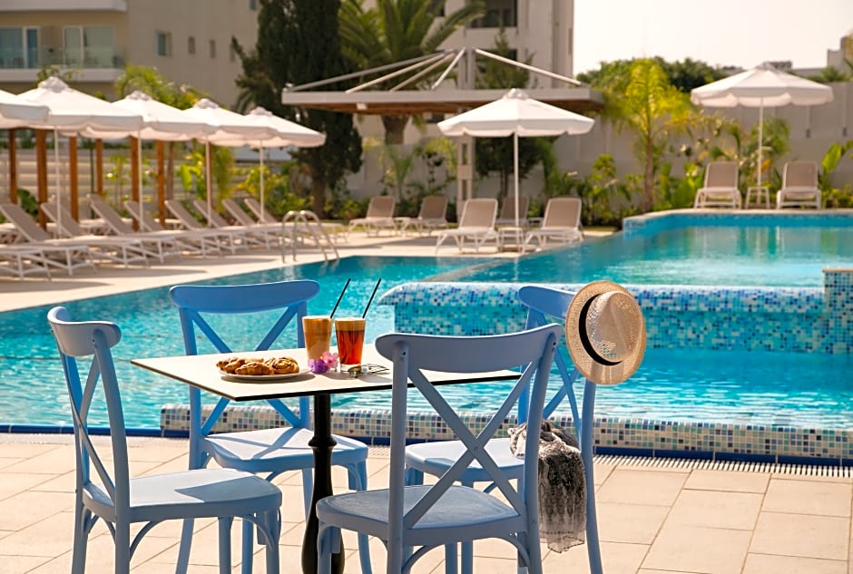 Vangelis Hotel & Suites