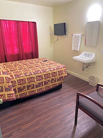 Double Room with Shared Bathroom