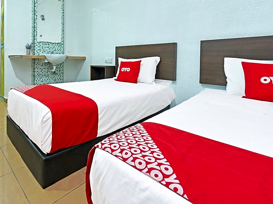 OYO 90559 Ummul Motel C Mart