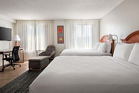 Suite, 2 Queen Beds