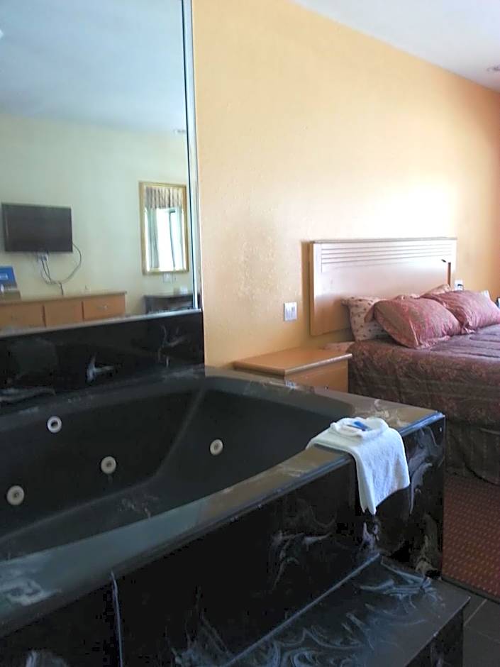 Scottish Inn & Suites IAH West