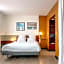 B&B HOTEL Calais Terminal Cite Europe 4 etoiles