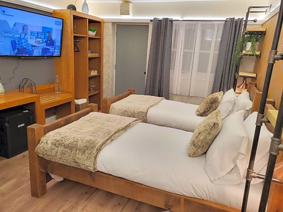 Three Horseshoes, Bubbenhall