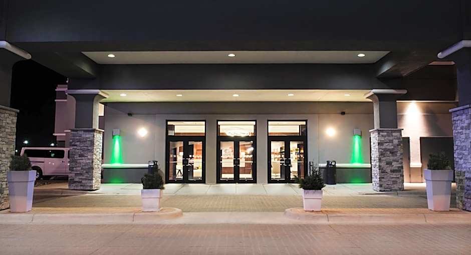 Holiday Inn Fargo By IHG