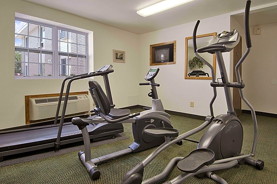 Hotel Iron Mountain Inn & Suites