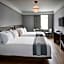 The Melrose Hotel