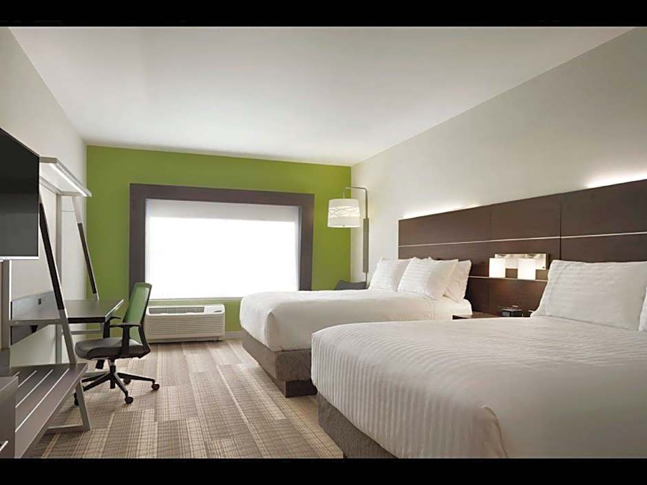 Holiday Inn Express Hotel & Suites Canton By IHG