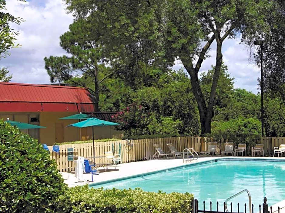 Rodeway Inn Huntsville West