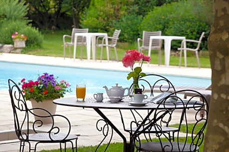 Logis Auberge Saint Simond