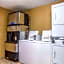Rodeway Inn & Suites