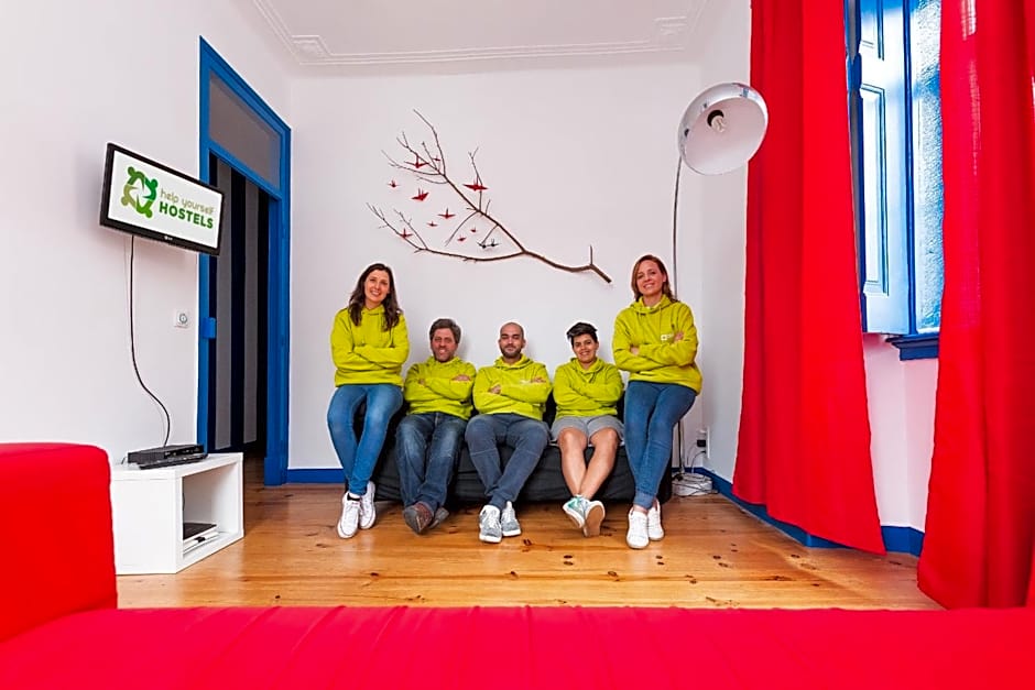 Help Yourself Hostels - Parede