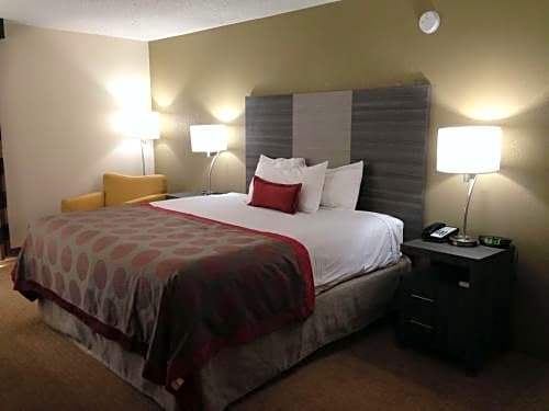 Ramada by Wyndham Wentzville