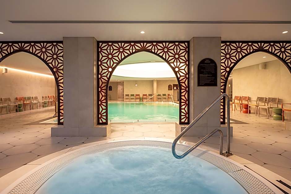Oasis Spa Club Dead Sea Hotel - 16 years Plus