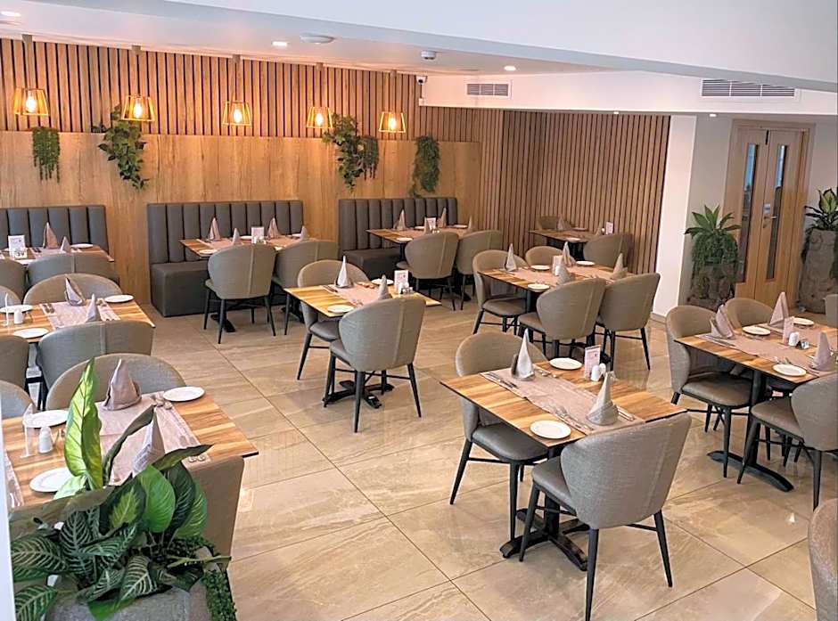 Bohemian Gardens Hotel