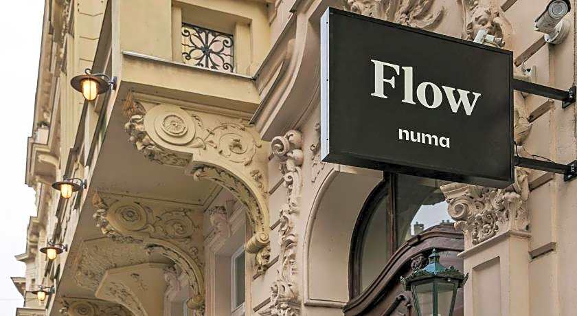 numa I Flow Rooms & Apartments