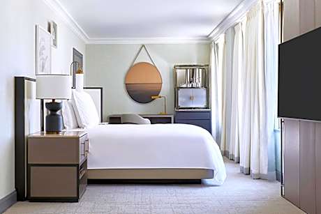 Bw Studio King Suite