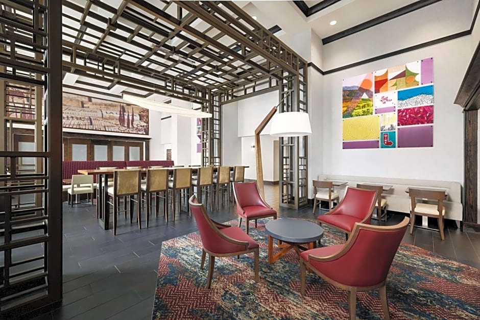 Hampton Inn By Hilton and Suites Napa