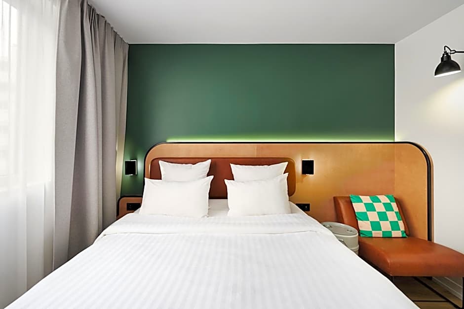 Moxy by Marriott Paris Bastille