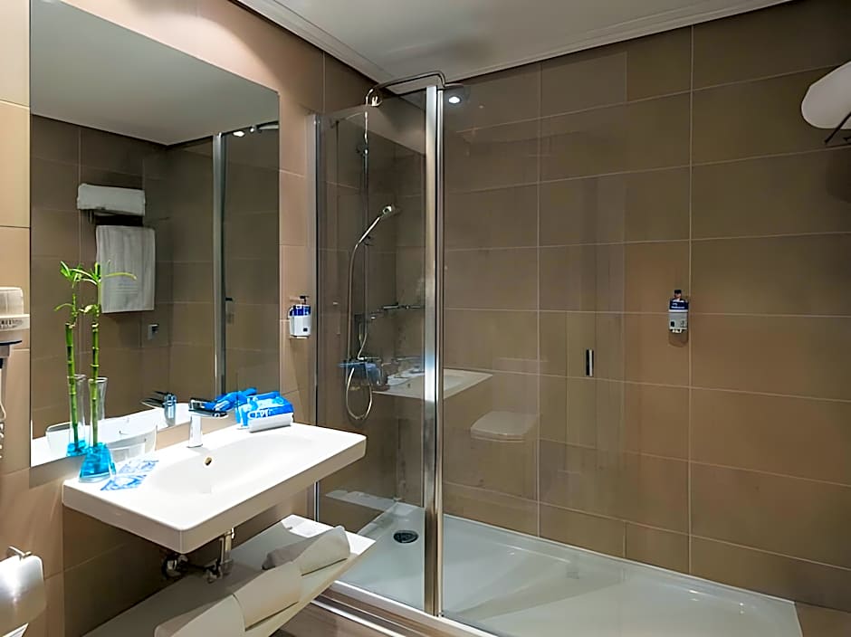 Hotel Madrid Gran Vía 25 Affiliated by Meliá