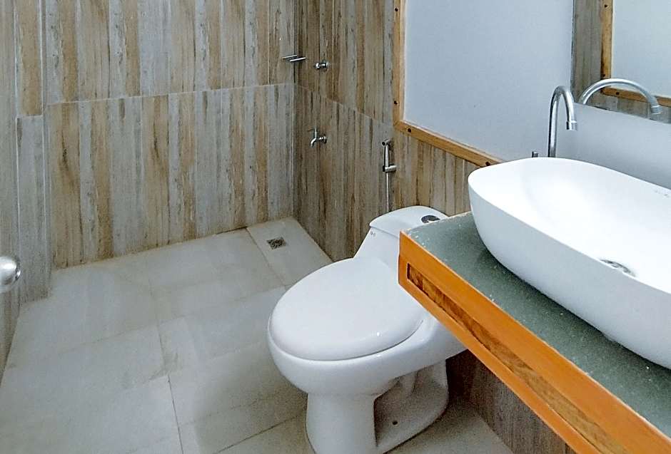 Estancia Roadside Inn by RedDoorz