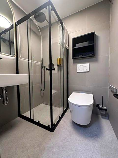 BERG & BERG HOTEL - Kerns Self-Check-in
