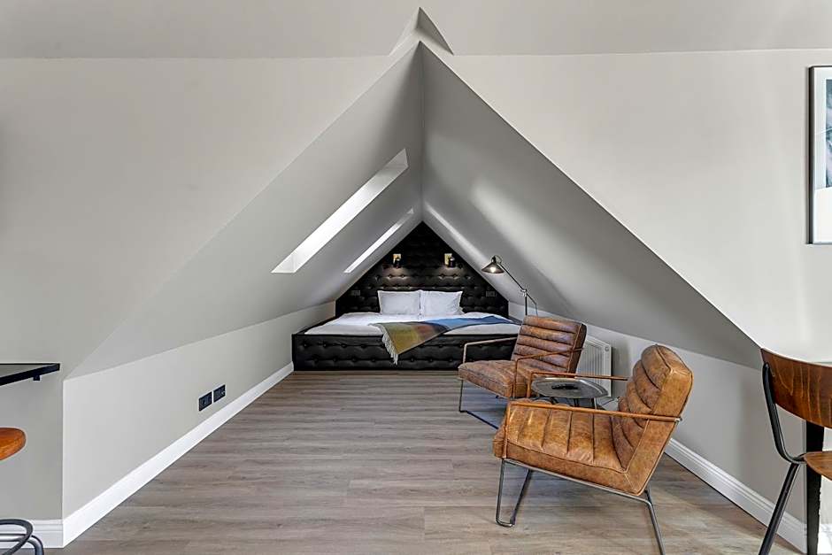 ODDSSON Downtown Hotel