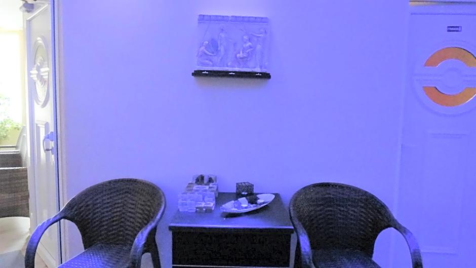 9 Queens Spa Hotel