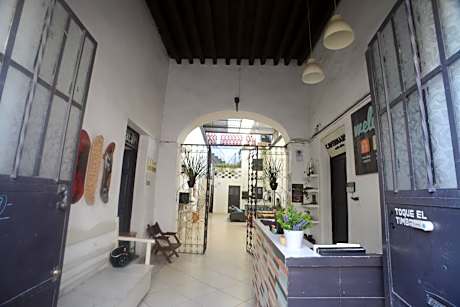 El Petate Hostel