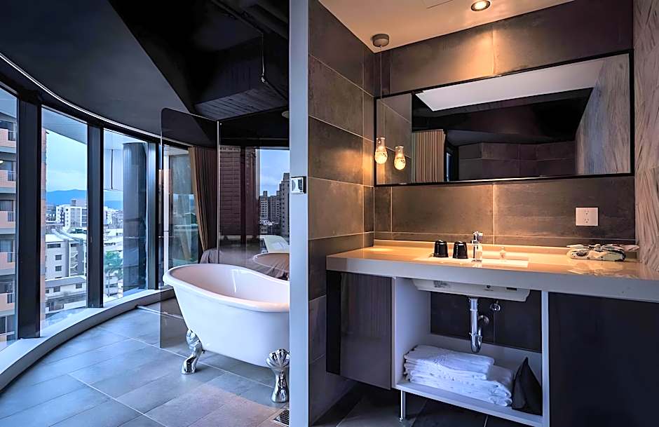 Calligraphy Greenway Hotel