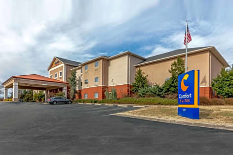 Comfort Suites Batesville