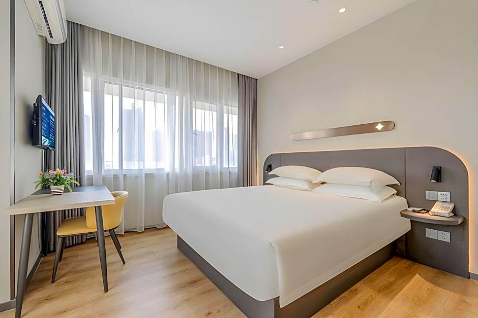 Photo 1 of 1 of Superior 1 Bed Suite