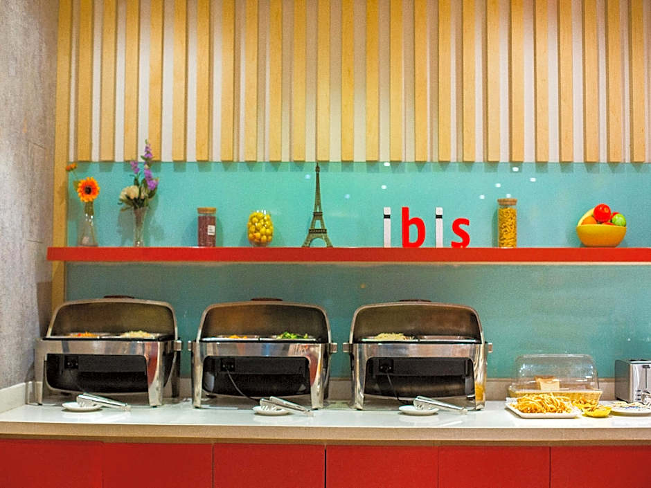 Ibis Lanzhou Train Station Hotel