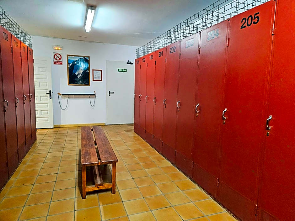 Apartamentos Midi 3000