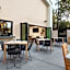 The Inelle, Oakhurst Yosemite, a Tribute Portfolio Hotel