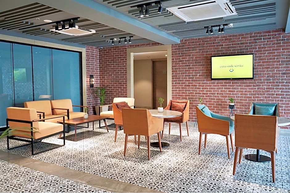 Golden Tulip Lucknow