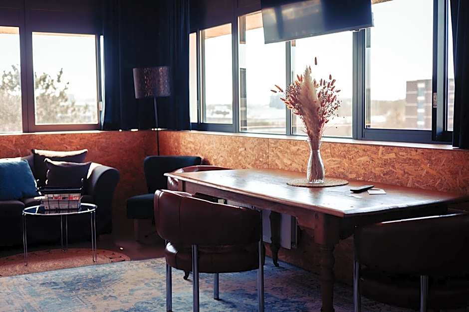 Urban Hotel The Golden Stork