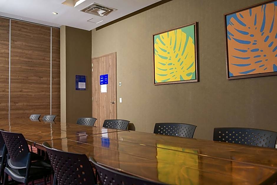 Hampton Inn By Hilton Valledupar