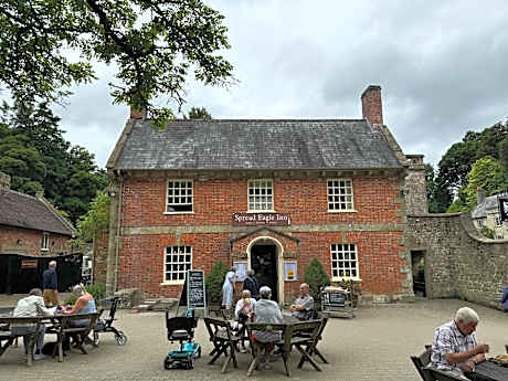 Spread Eagle Inn