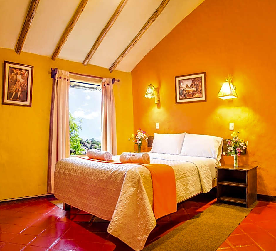Photo 1 of 3 of Double Room