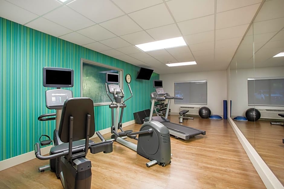 Holiday Inn Express Hotel & Suites Lewisburg By IHG