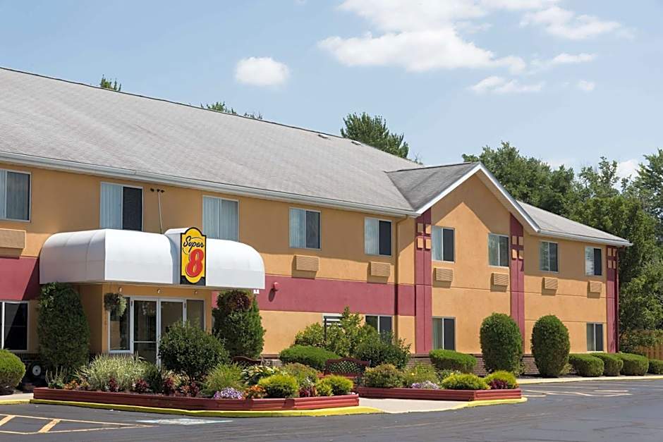 Super 8 by Wyndham Medina