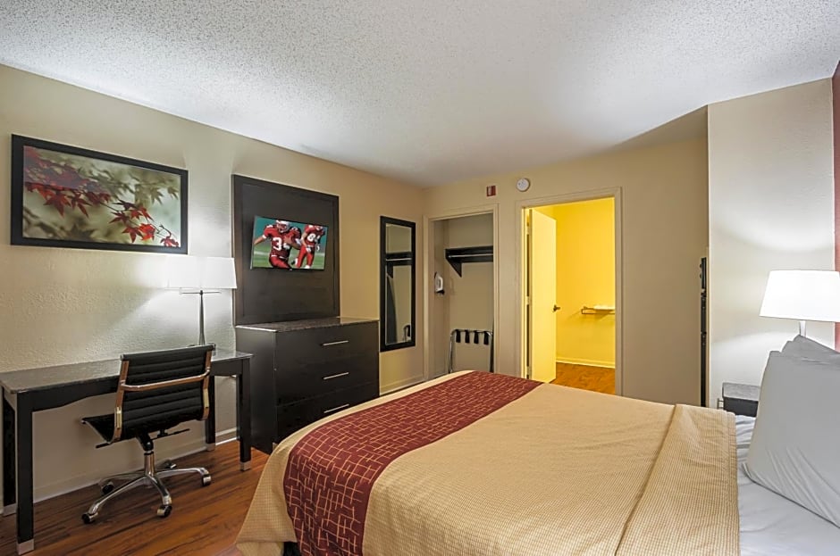 Red Roof Inn & Suites Scottsboro