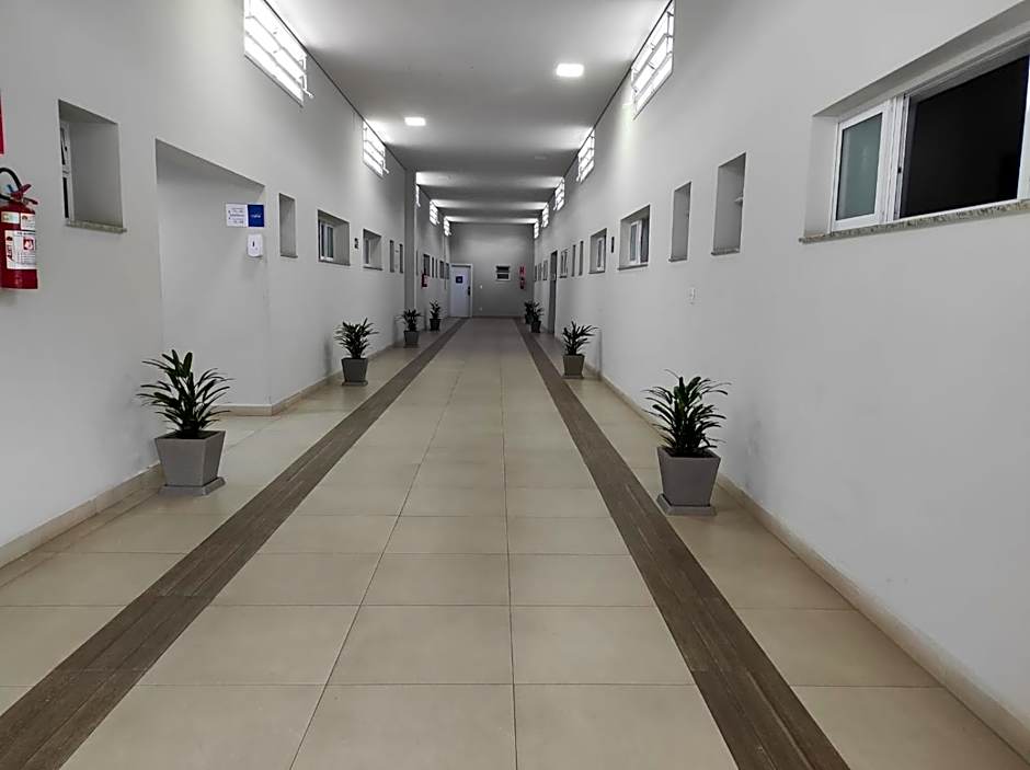 Mahle Hotel - BR 116, km 48