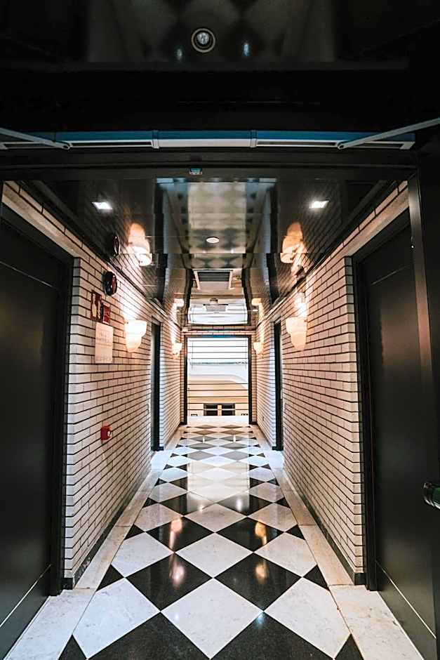 Hotel Gran Derby Suites